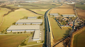 V Panattoni Park Prague Airport II otevřela logistická společnost Panalpina distribuční centrum MAHLE pro východní Evropu a Německo