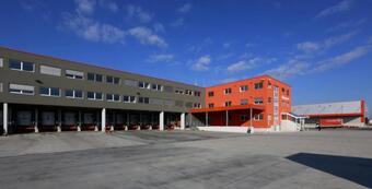 Gebrüder Weiss rozšířil logistický terminál v Jenči