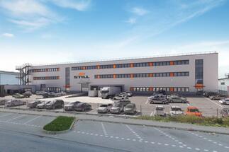Výrobce manipulační techniky buduje za 50 milionů eur centrum pro mechatroniku