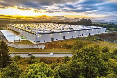 Připravte své provozy na budoucnost: Největší trendy v udržitelných a hi-tech průmyslových prostorech