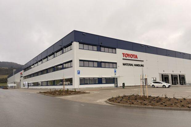 Toyota Material Handling CZ obsadila nový průmyslový areál ve Zdicích. Region u D5 dál posiluje