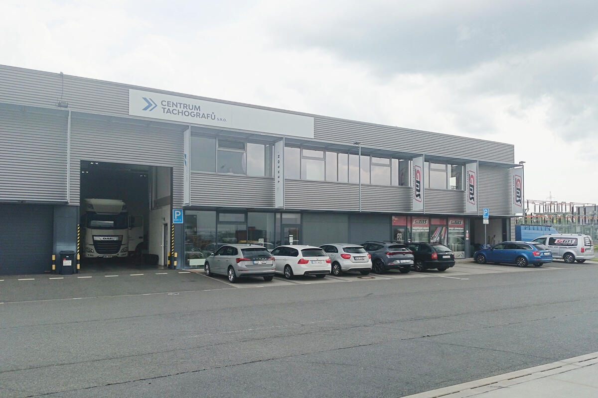 Poptávku po průmyslových halách v Česku táhne automotive sektor
