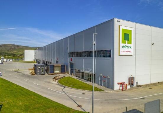 Optimalizujte svůj dodavatelský řetězec: Strategická síť skladů a kanceláří cargo-partner v Rumunsku