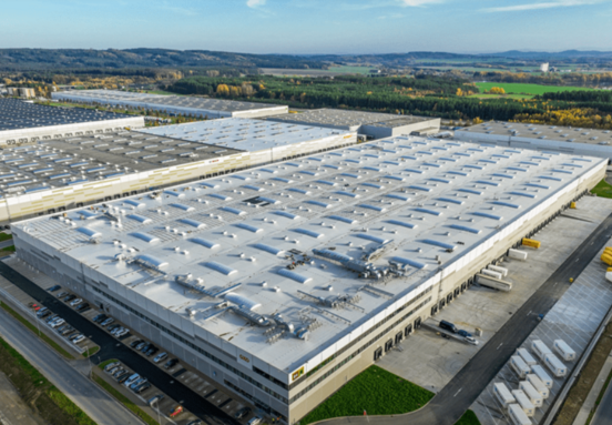 Prémiové kanceláře a sklady: Nový investiční přístup v EMEA a co znamená pro firmy