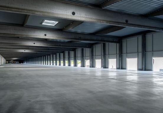 DP World zajišťuje logistiku BMW v Ostravě: Nová éra pro průmyslové nemovitosti